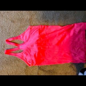 Lululemon Ebb to Street tank